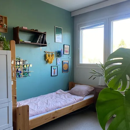 דירה 3br Townhouse In A Calm End-unit Position With Own Yard Hyryla